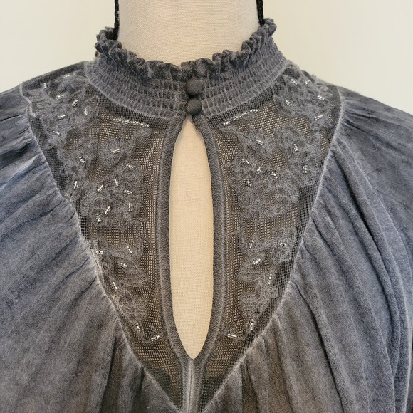 Gimmicks Women S High Neck Dusty Gray Long Dolman Sleeve Top Romantic Lace Bead - Picture 2 of 15